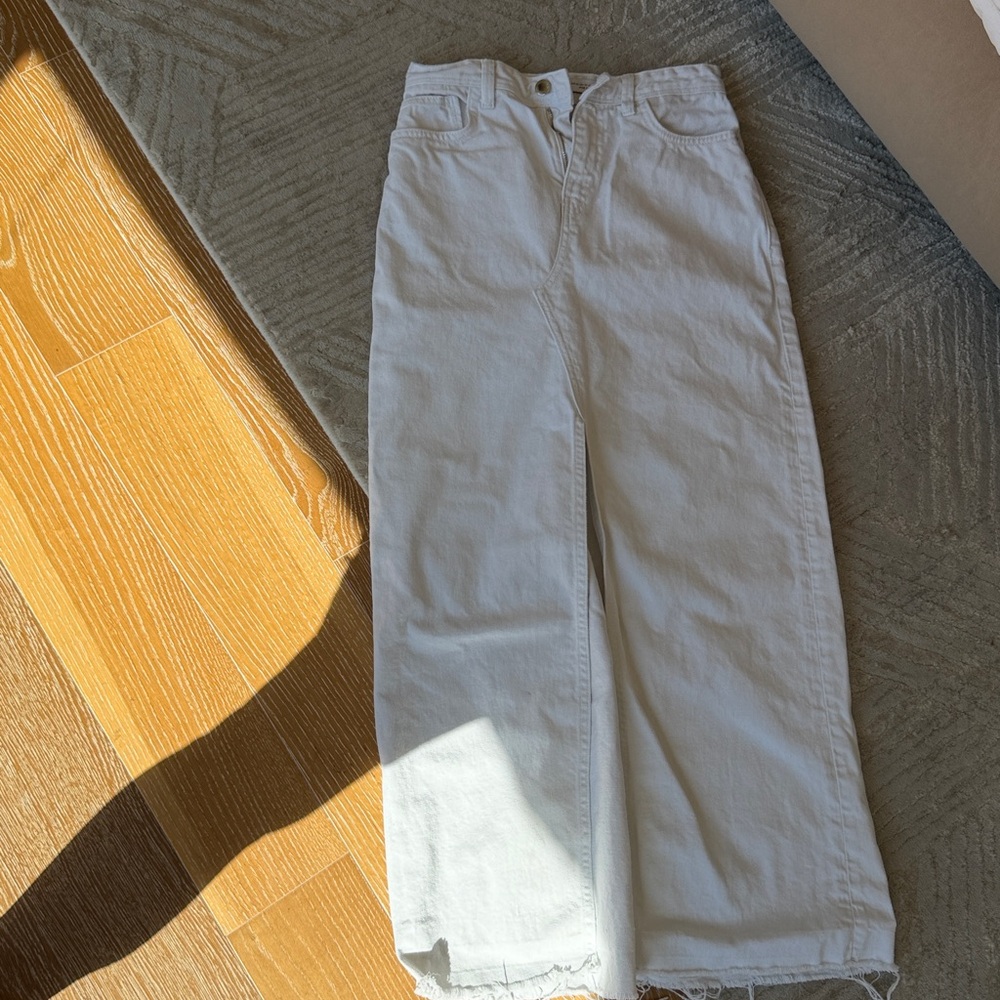Zara Off-White Denim skirt